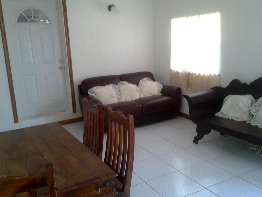 Fern Tree Bed And Breakfast Frigate Bay Extérieur photo